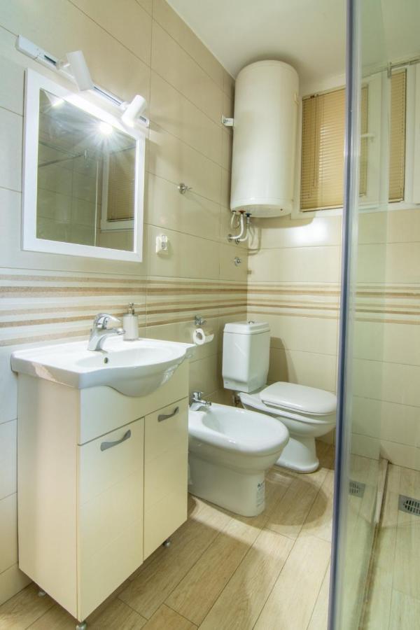 Green Paradise Square Apartment Skopje Exterior foto
